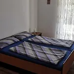 App-amelijas Apartamento