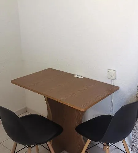 App-amelijas * Zambratija (Istria)